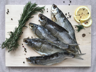 Плотва ГОСТ вяленая: Вобла вяленая астраханская крупная